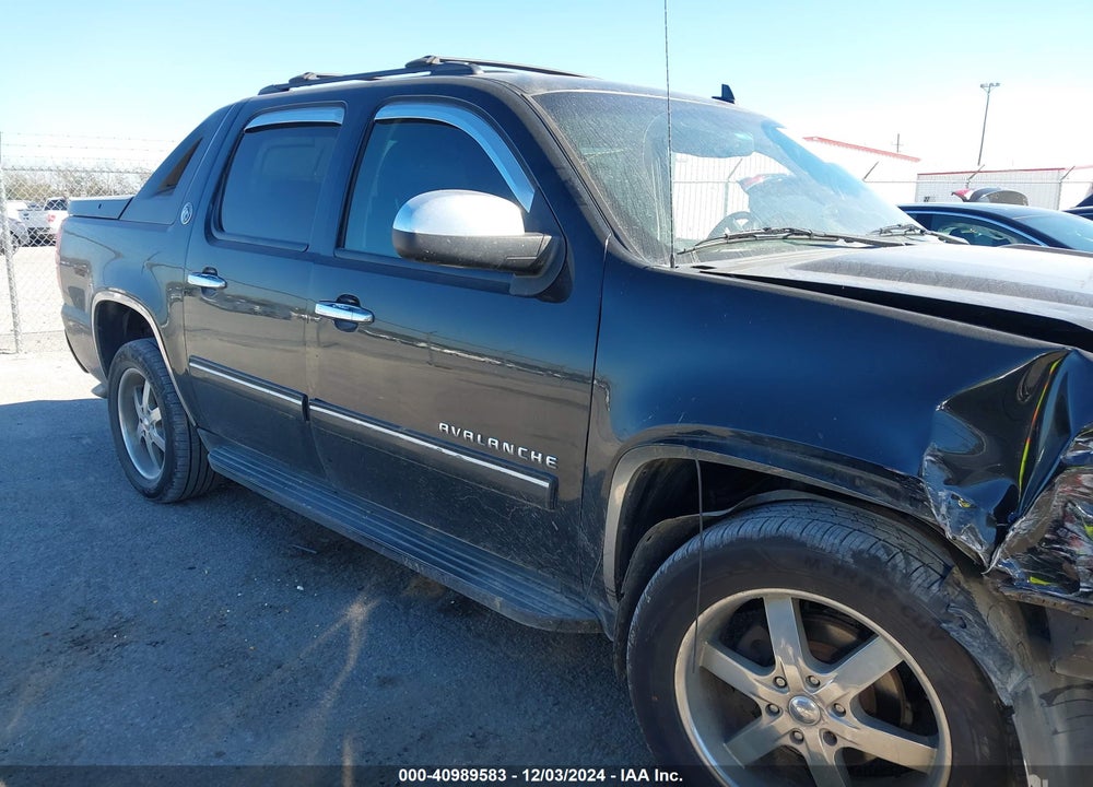 2013 CHEVROLET AVALANCHE LS VIN: 3GNMCEE0XDG130956