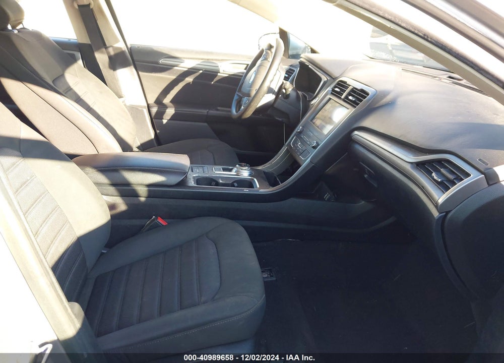 2020 FORD FUSION SE VIN: 3FA6P0HD5LR121954
