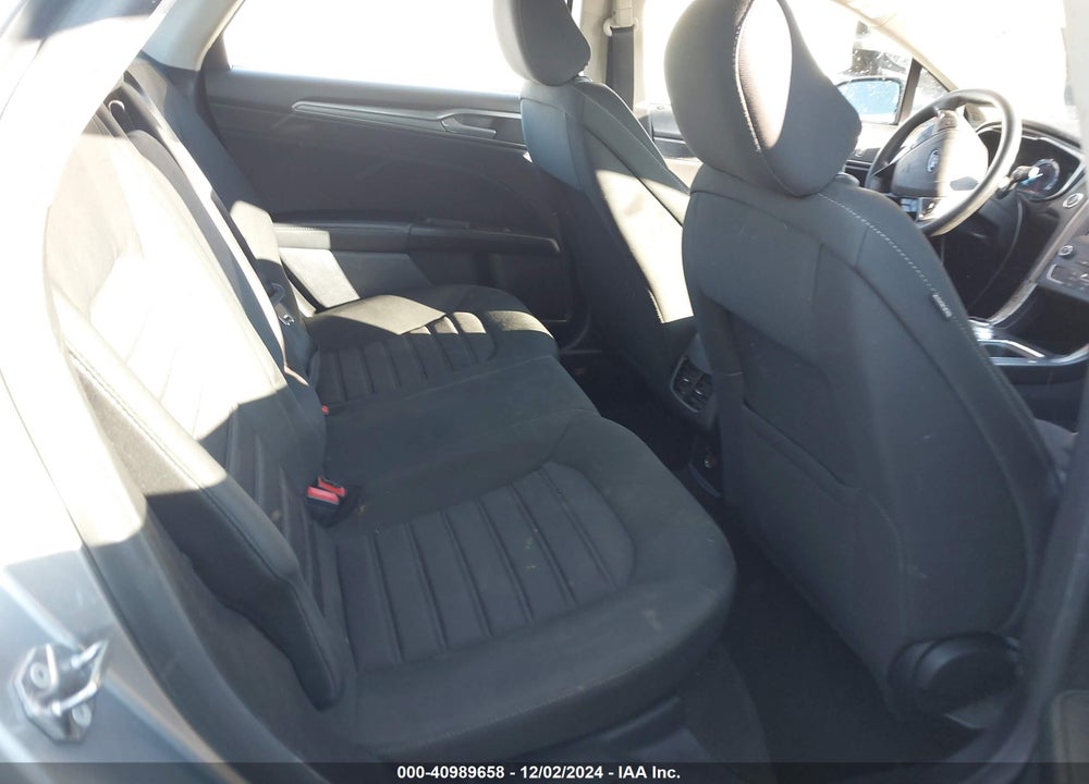 2020 FORD FUSION SE VIN: 3FA6P0HD5LR121954