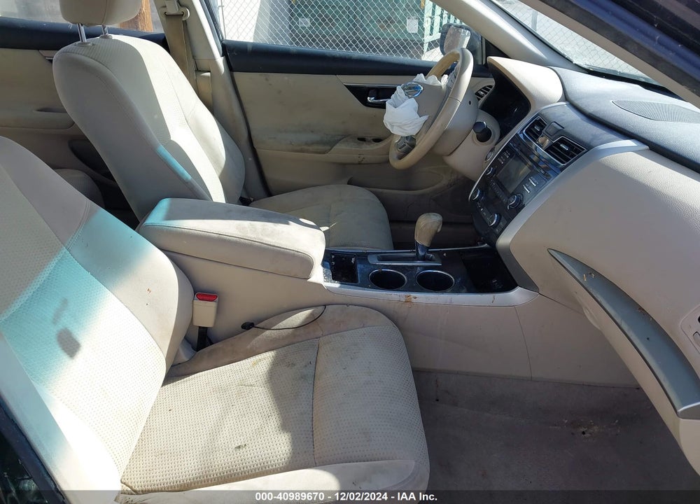 2014 NISSAN ALTIMA 2.5 SV VIN: 1N4AL3AP5EN205130