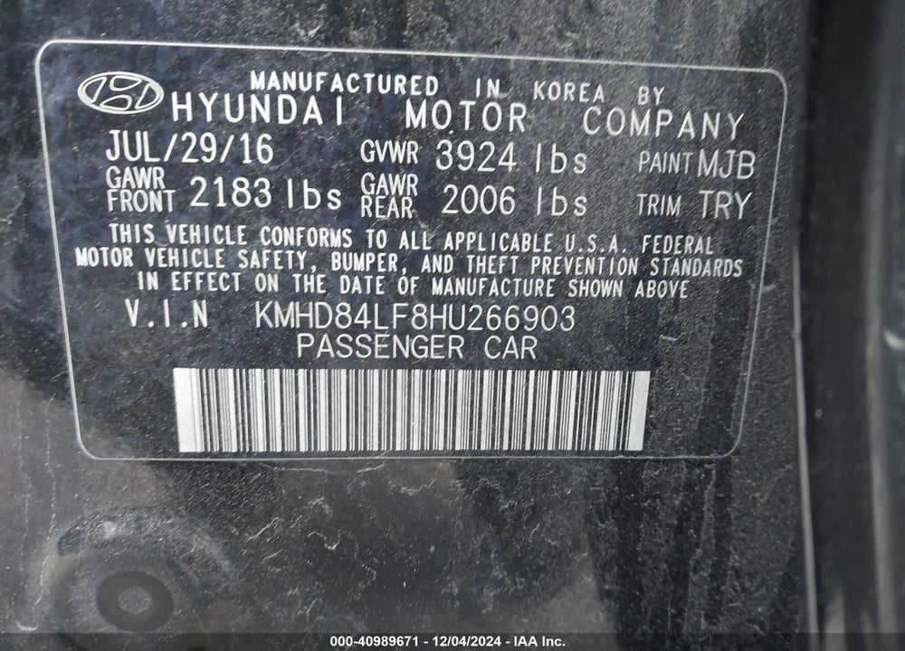 2017 HYUNDAI ELANTRA VIN: KMHD84LF8HU266903