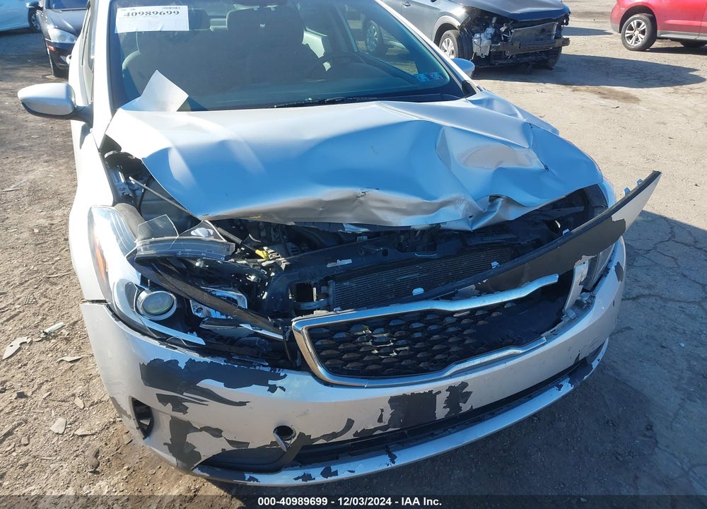 2018 KIA FORTE LX VIN: 3KPFK4A73JE254334