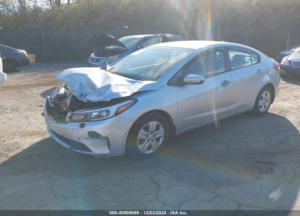 2018 KIA FORTE LX VIN: 3KPFK4A73JE254334
