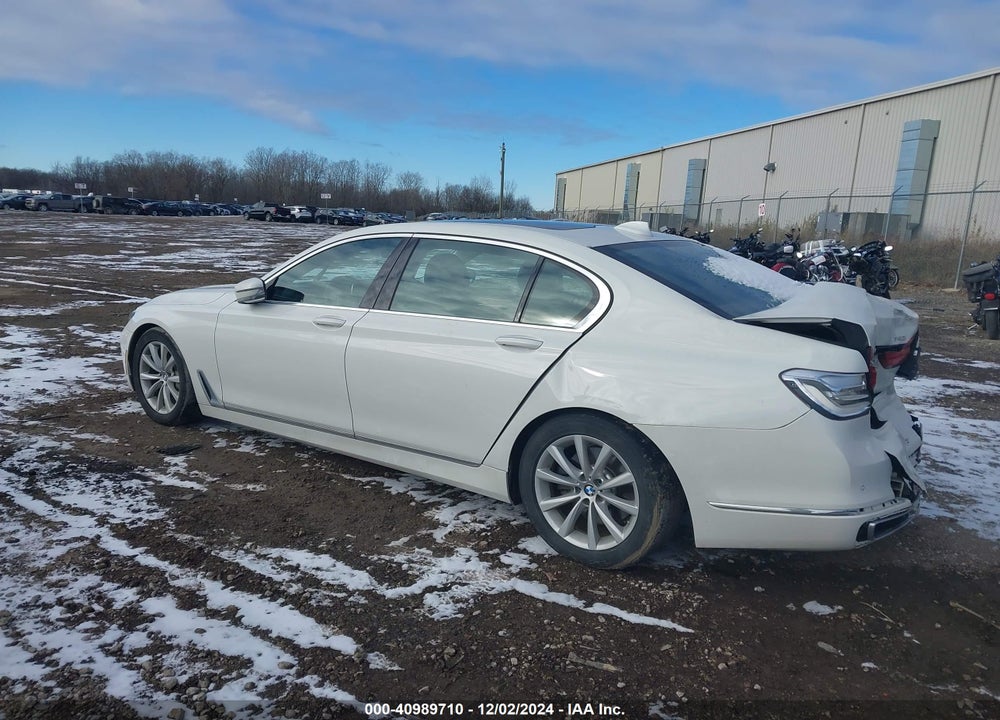 2018 BMW 740 VIN: WBA7E4C57JGV24007