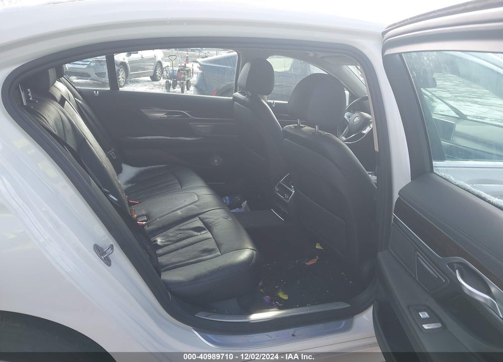 2018 BMW 740 VIN: WBA7E4C57JGV24007