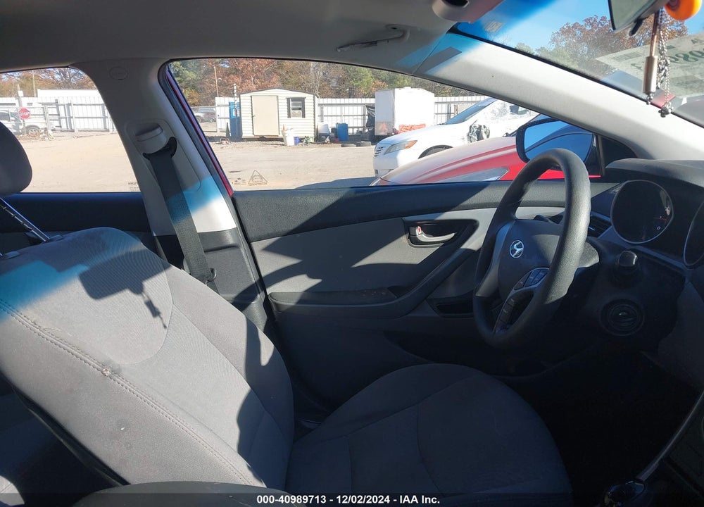 2016 HYUNDAI ELANTRA SE VIN: 5NPDH4AE0GH717085