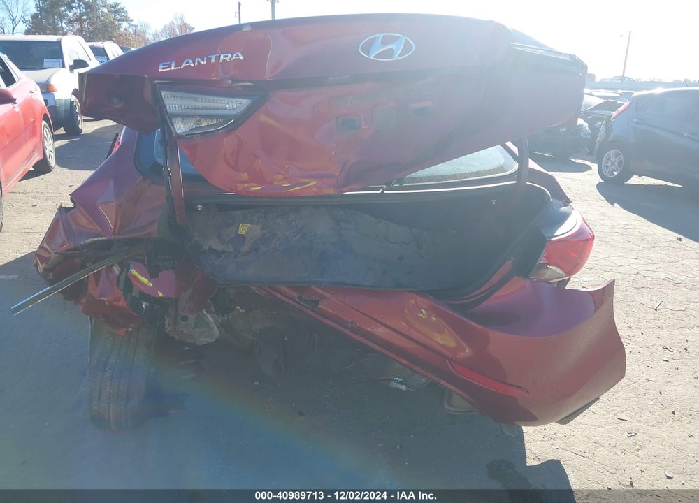 2016 HYUNDAI ELANTRA SE VIN: 5NPDH4AE0GH717085