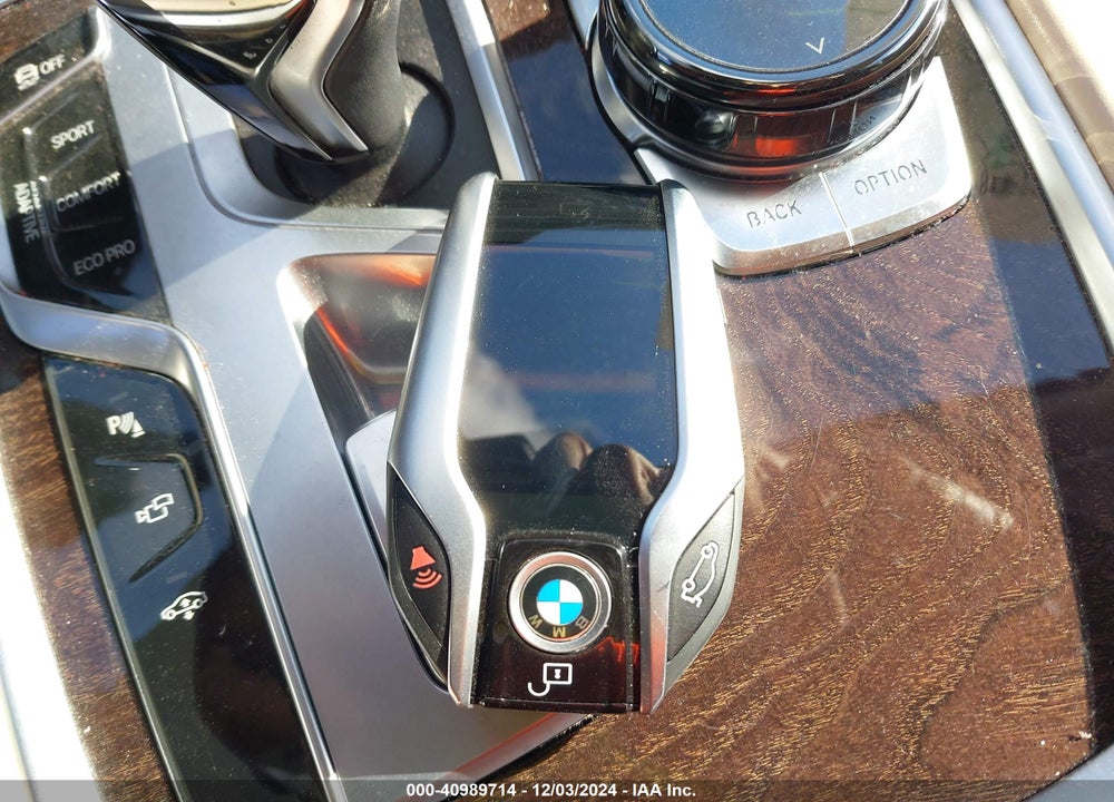 2017 BMW ALPINA B7 VIN: WBA7F2C53HG422456