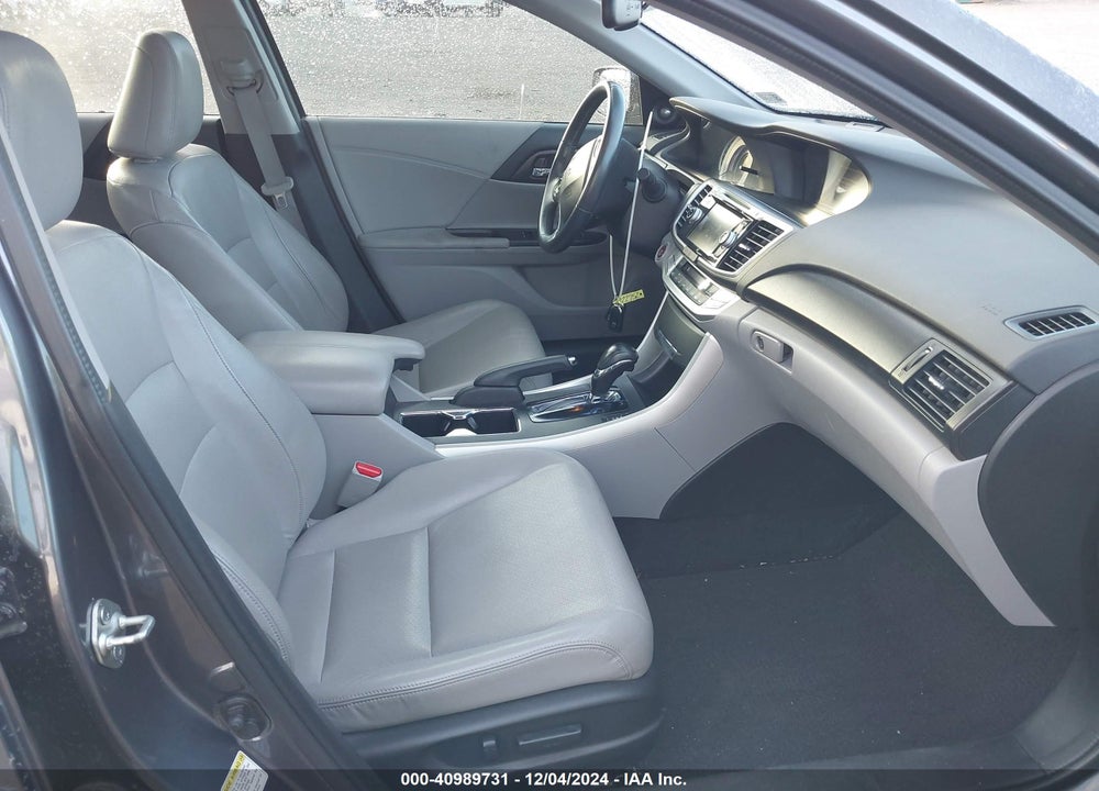 2013 HONDA ACCORD EX-L V-6 VIN: 1HGCR3F80DA038556