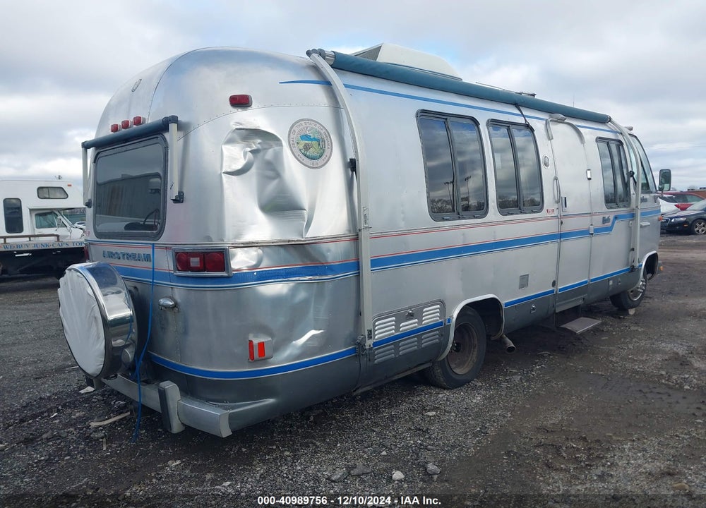 1979 AIRSTREAM EXCELLA MOTORHOME SE VIN: CPS3793309832