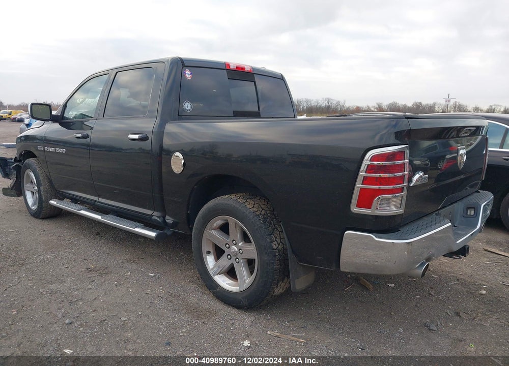 2011 RAM 1500 SLT VIN: 1D7RB1CT4BS506375