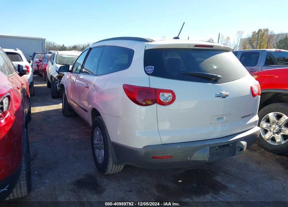 2012 CHEVROLET TRAVERSE LS VIN: 1GNKREED0CJ420807