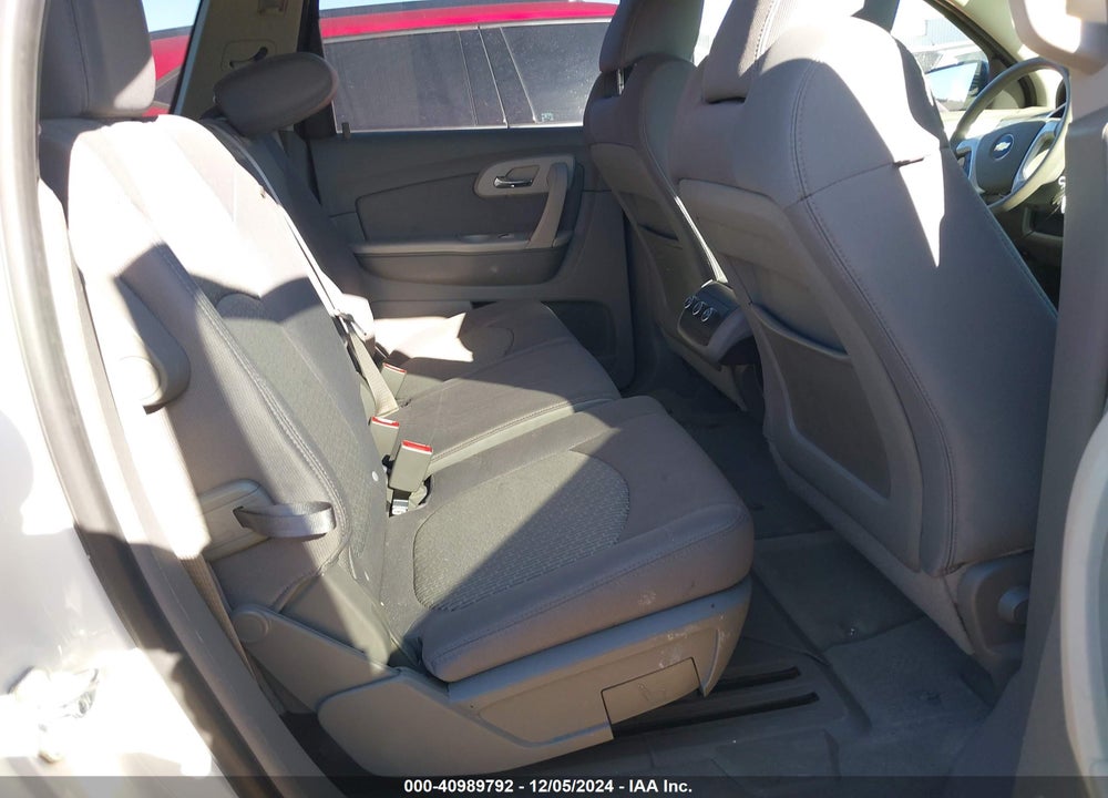 2012 CHEVROLET TRAVERSE LS VIN: 1GNKREED0CJ420807