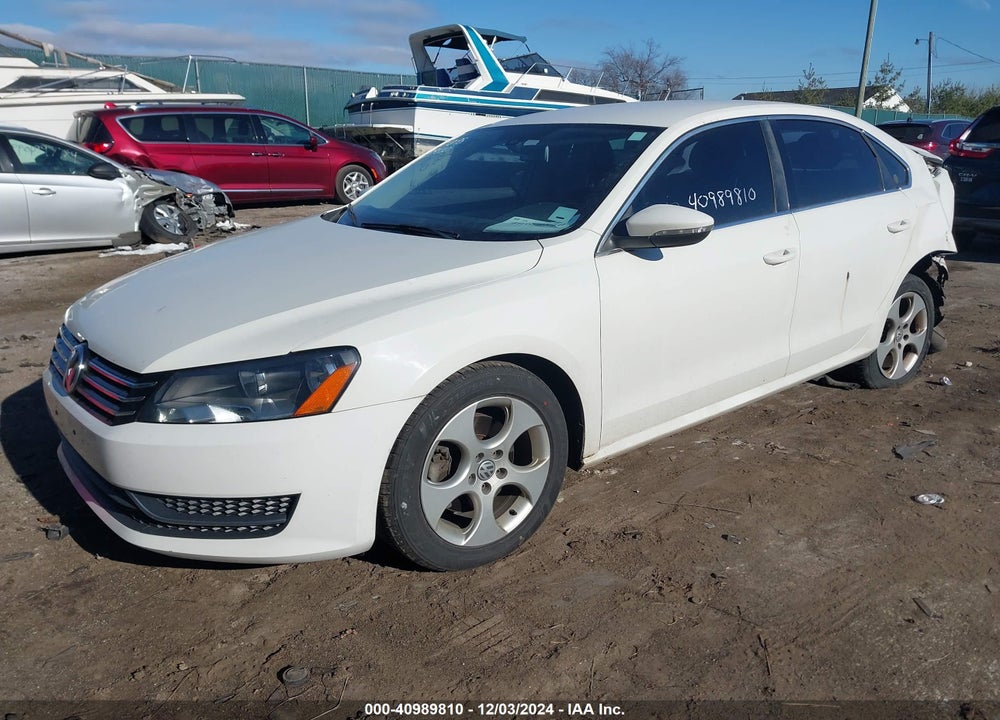 2012 VOLKSWAGEN PASSAT VIN: 1VWBH7A33CC096242