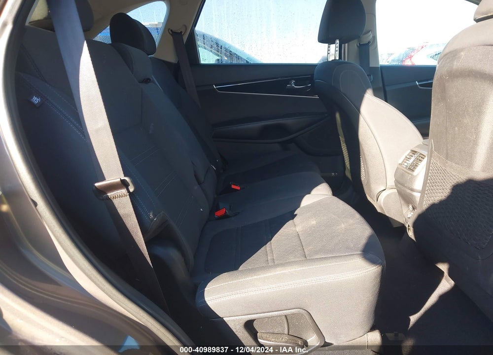 2019 KIA SORENTO 3.3L S VIN: 5XYPG4A54KG604336