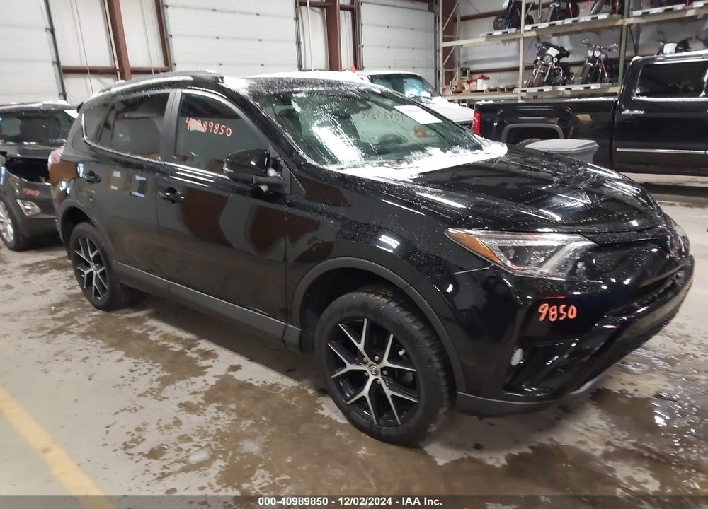 2017 TOYOTA RAV4 SE VIN: 2T3JFREV5HW679279