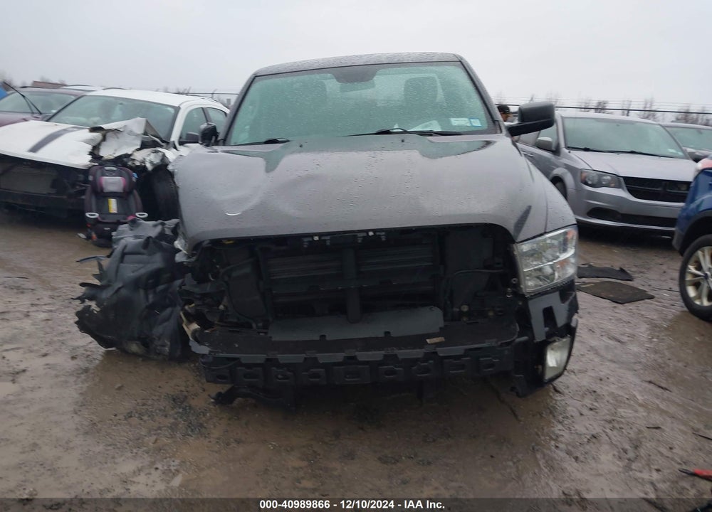 2017 RAM 1500 EXPRESS 4X4 6'4 BOX VIN: 1C6RR7FG9HS702707