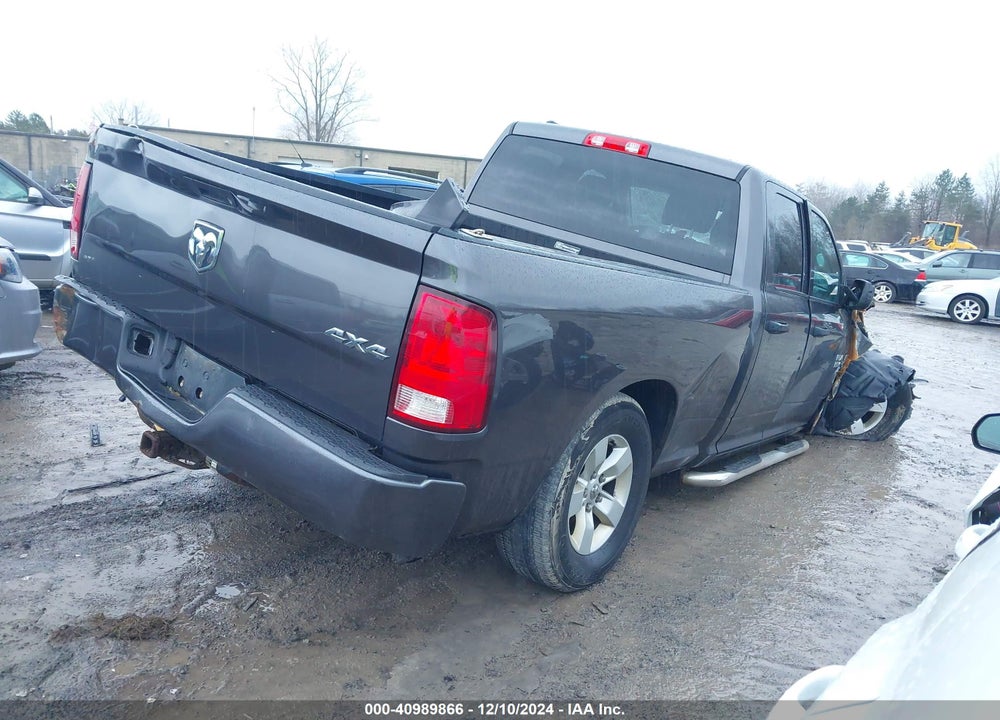 2017 RAM 1500 EXPRESS 4X4 6'4 BOX VIN: 1C6RR7FG9HS702707