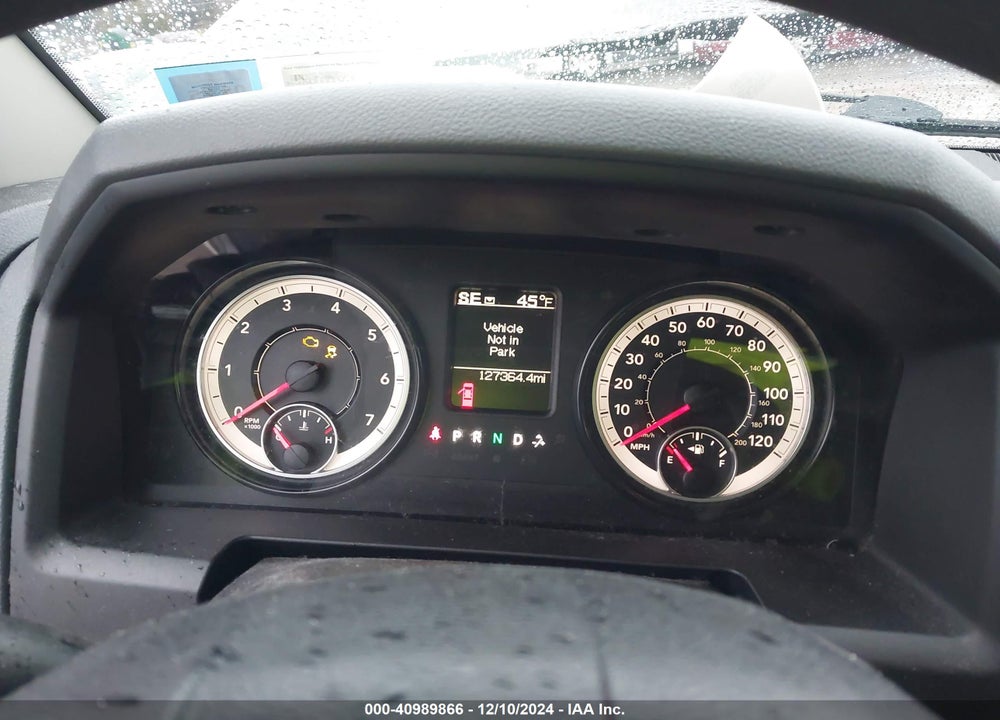 2017 RAM 1500 EXPRESS 4X4 6'4 BOX VIN: 1C6RR7FG9HS702707