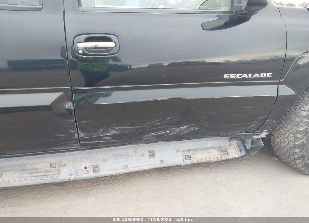 2003 CADILLAC ESCALADE STANDARD VIN: 1GYEK63N23R182045
