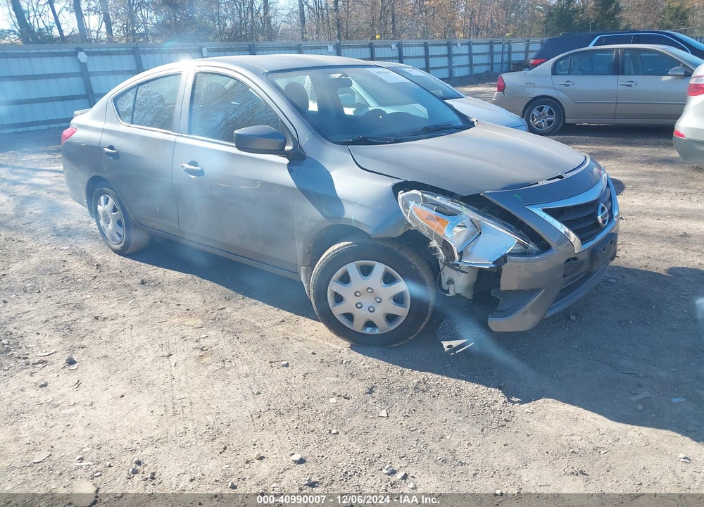 2019 NISSAN VERSA 1.6 S+ VIN: 3N1CN7AP3KL813960