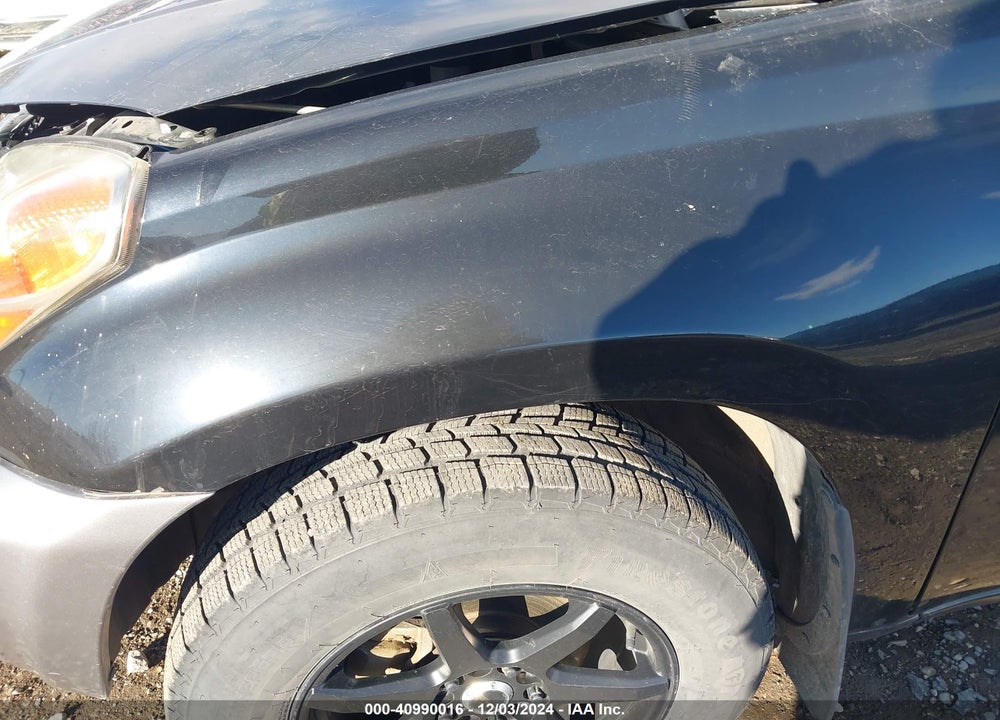 2005 TOYOTA RAV4 VIN: JTEHD20V656039755
