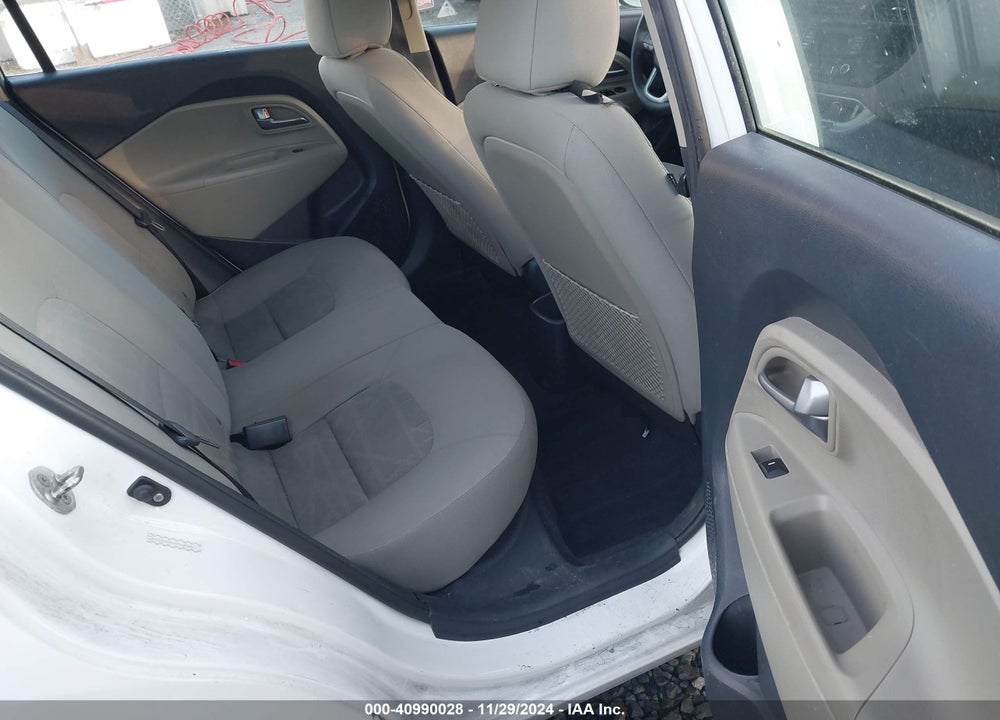 2015 KIA RIO LX VIN: KNADM4A36F6460661