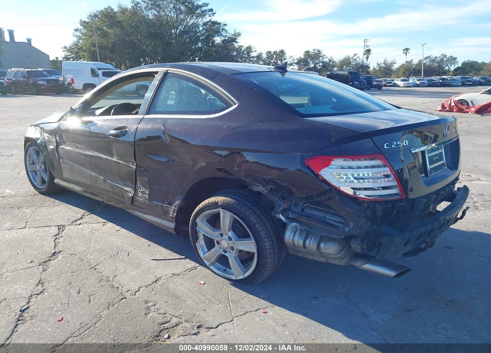 2012 MERCEDES-BENZ C 250 VIN: WDDGJ4HB5CF780934