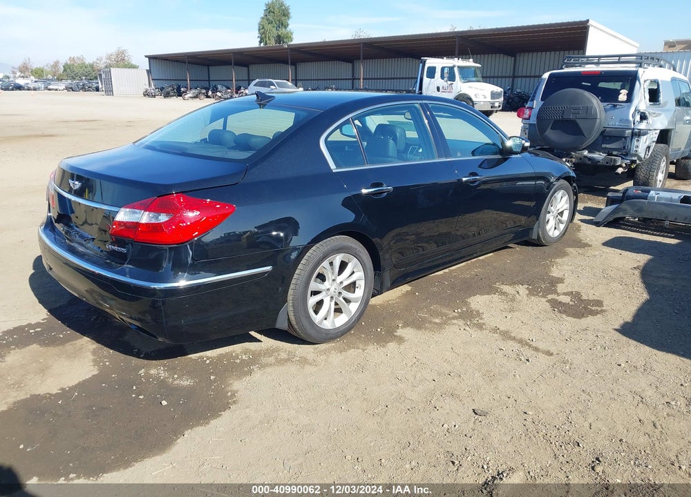 2013 HYUNDAI GENESIS VIN: KMHGC4DD3DU251504
