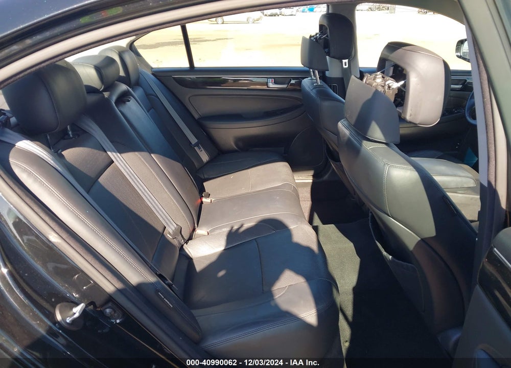 2013 HYUNDAI GENESIS VIN: KMHGC4DD3DU251504