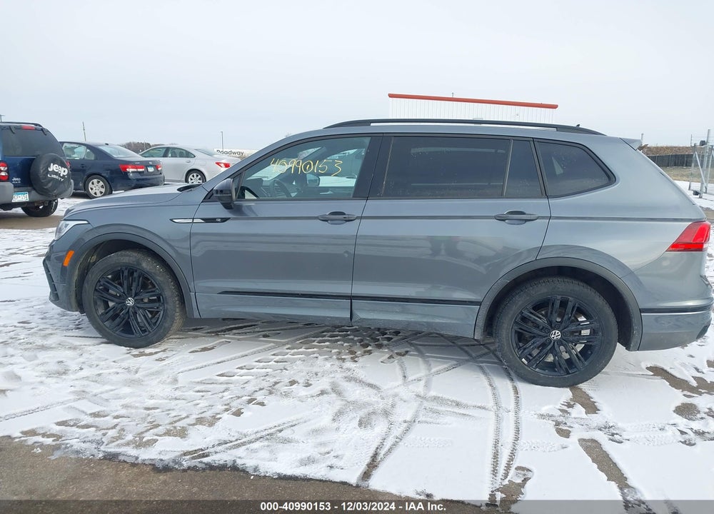 2022 VOLKSWAGEN TIGUAN 2.0T SE R-LINE BLACK VIN: 3VV8B7AX2NM019379