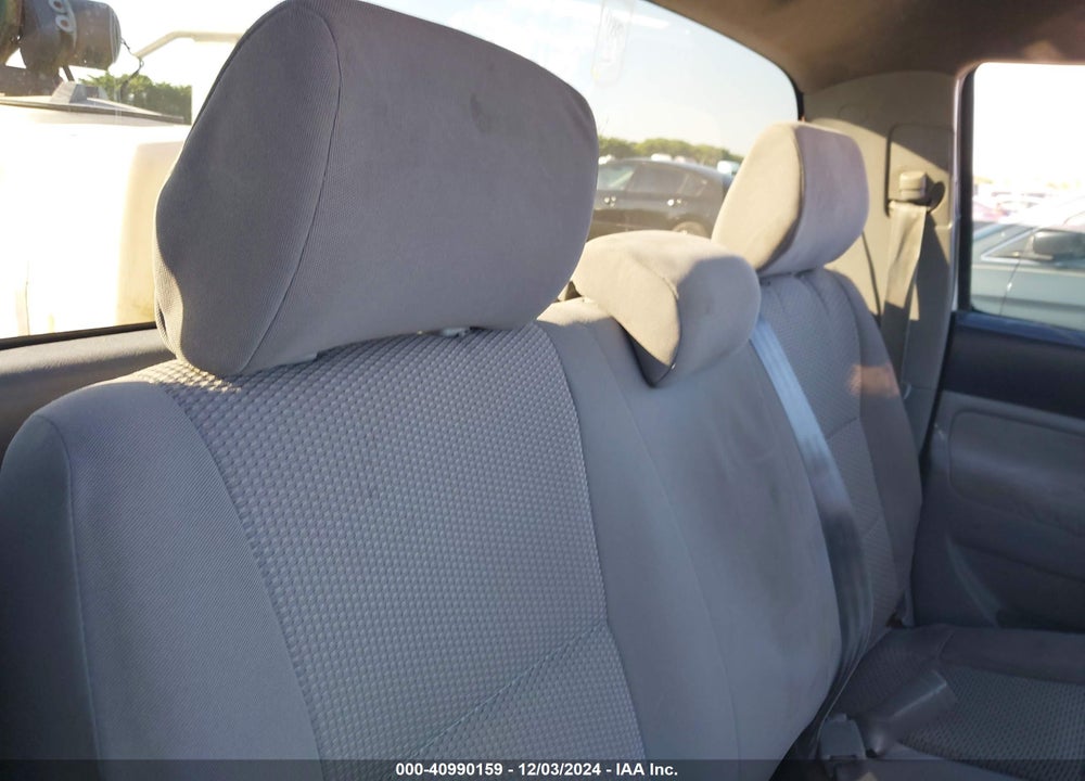 2005 TOYOTA TACOMA VIN: 5TENX22N05Z018768