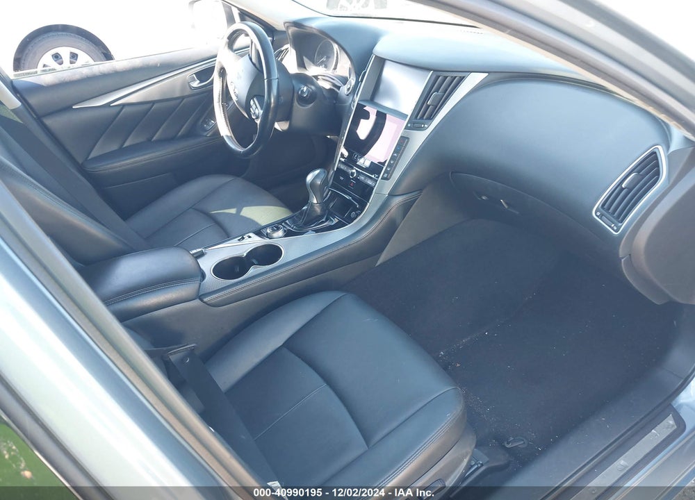 2016 INFINITI Q50 3.0T PREMIUM VIN: JN1EV7AP0GM300882