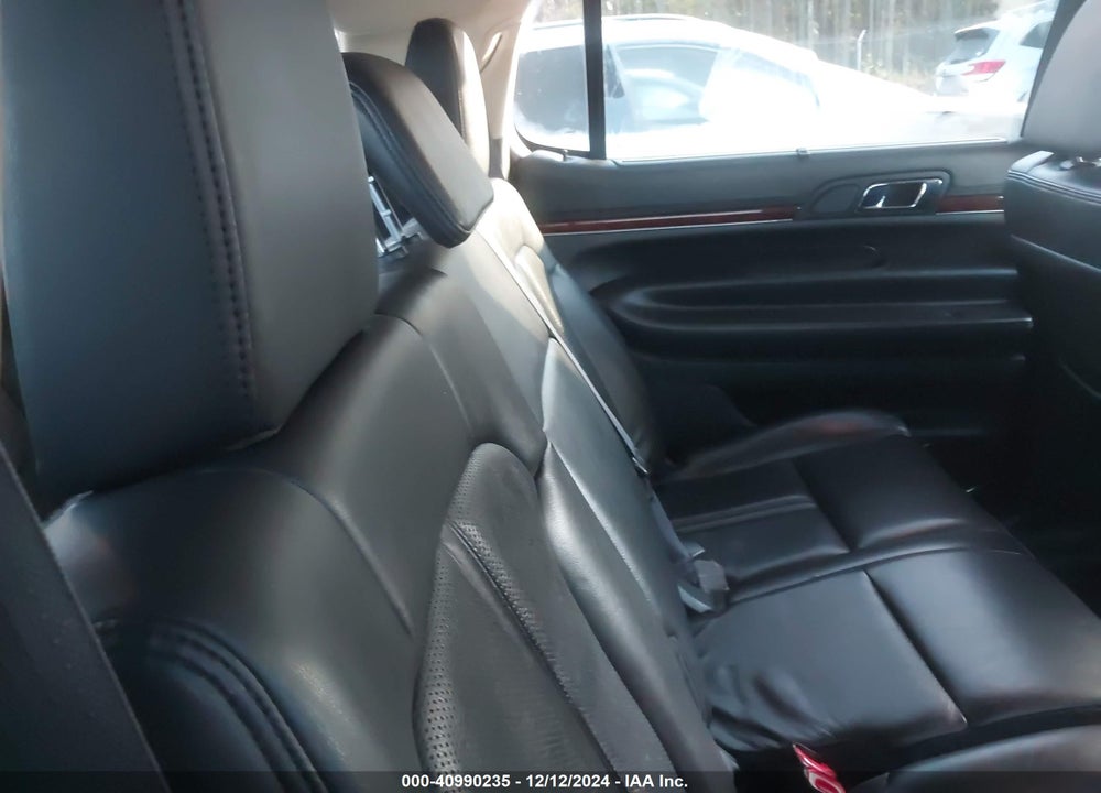 2010 LINCOLN MKT VIN: 2LMHJ5FR1ABJ03186
