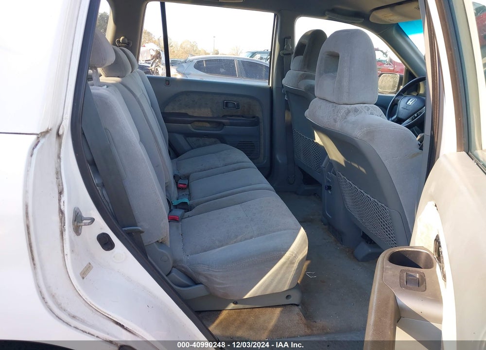 2003 HONDA PILOT LX VIN: 2HKYF181X3H590686