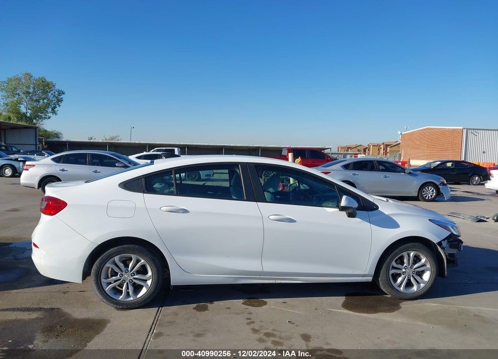 2019 CHEVROLET CRUZE LS VIN: 1G1BC5SM2K7128868