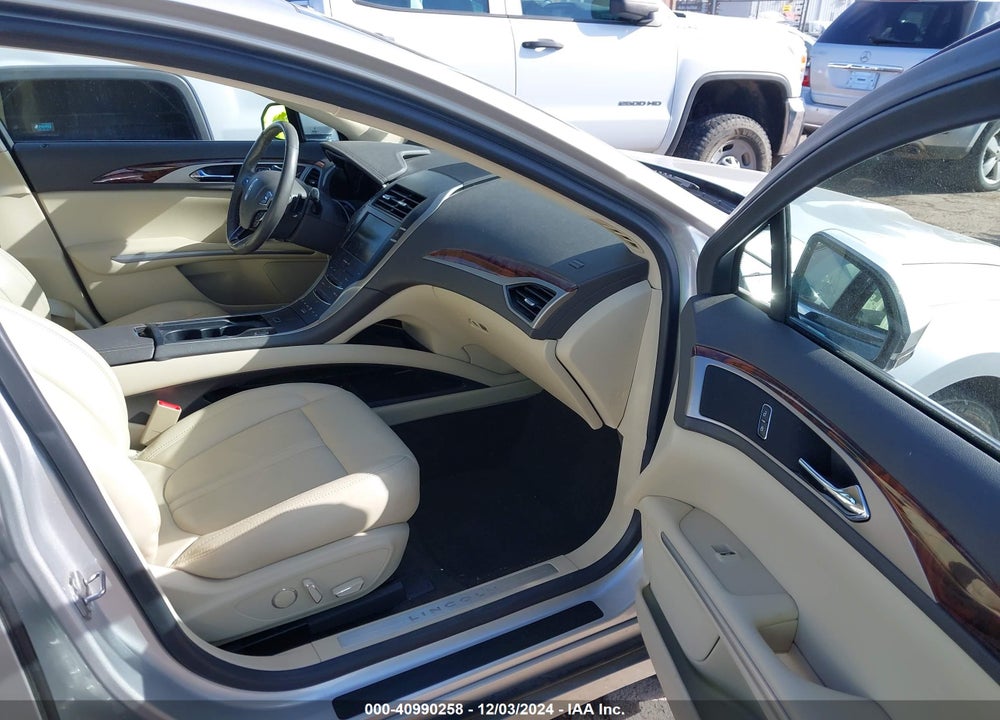 2013 LINCOLN MKZ VIN: 3LN6L2GK1DR815071
