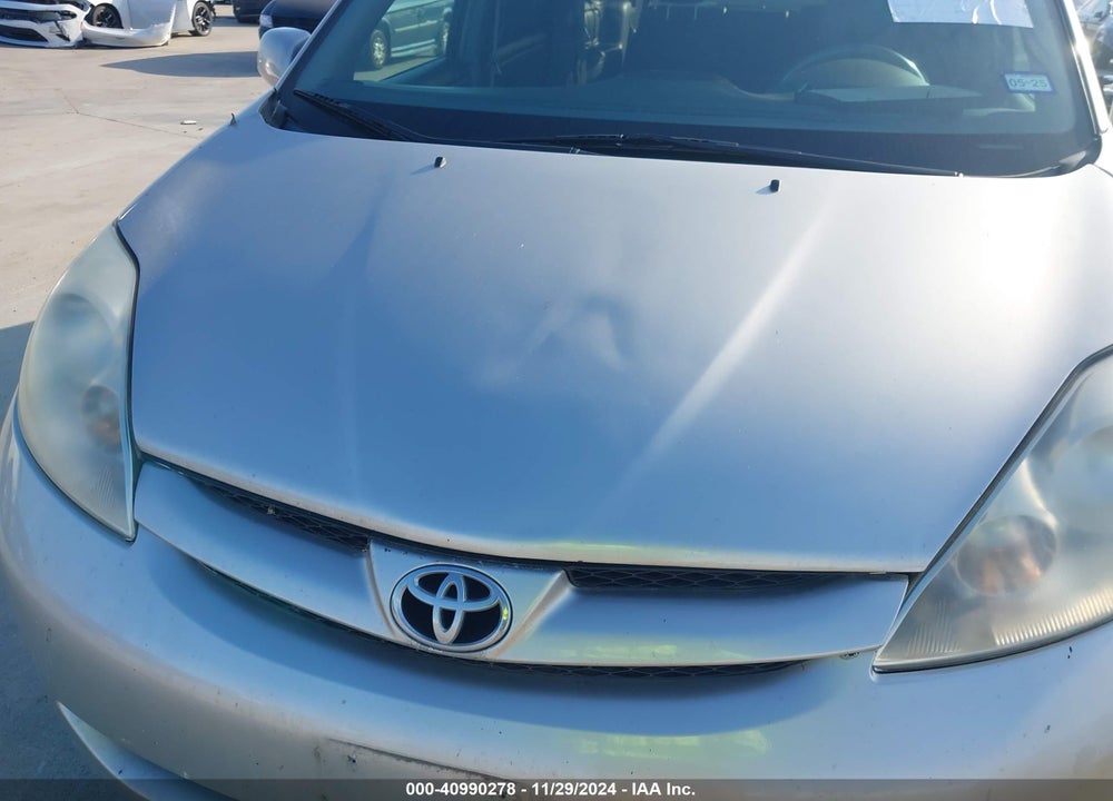 2007 TOYOTA SIENNA VIN: 5TDZK22C27S016065
