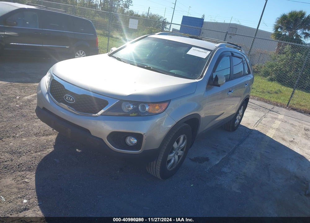 2012 KIA SORENTO LX VIN: 5XYKT3A61CG309415