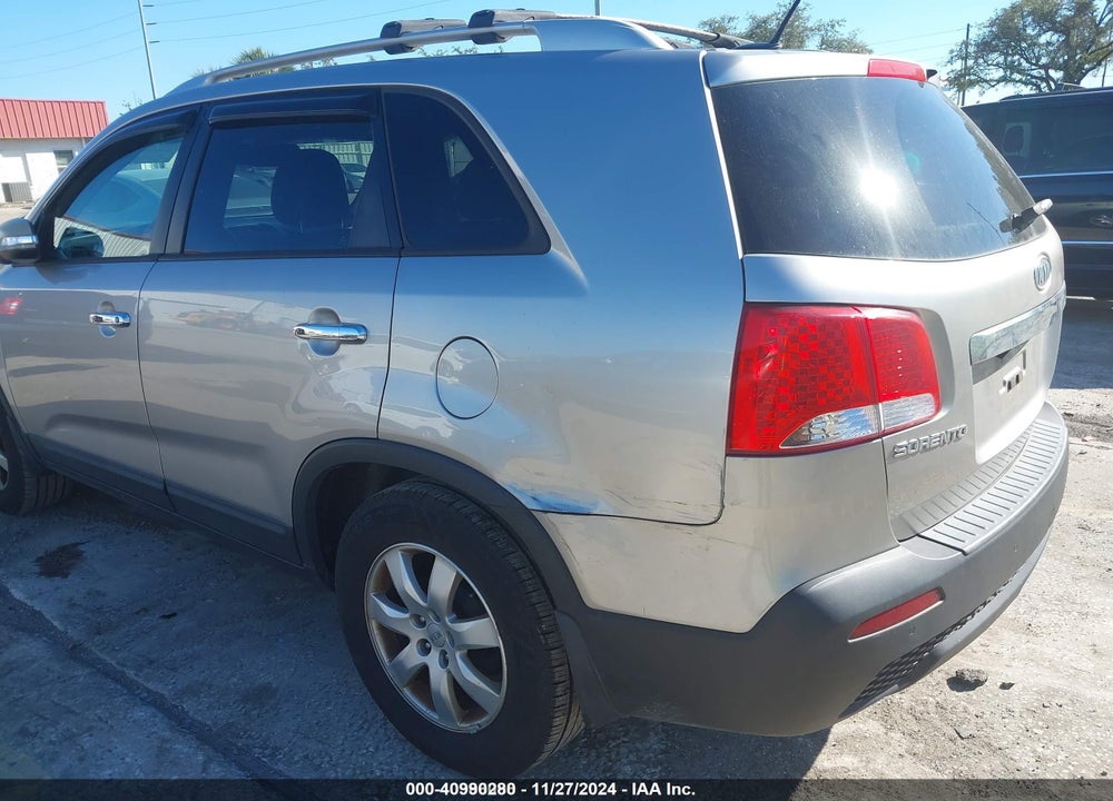 2012 KIA SORENTO LX VIN: 5XYKT3A61CG309415