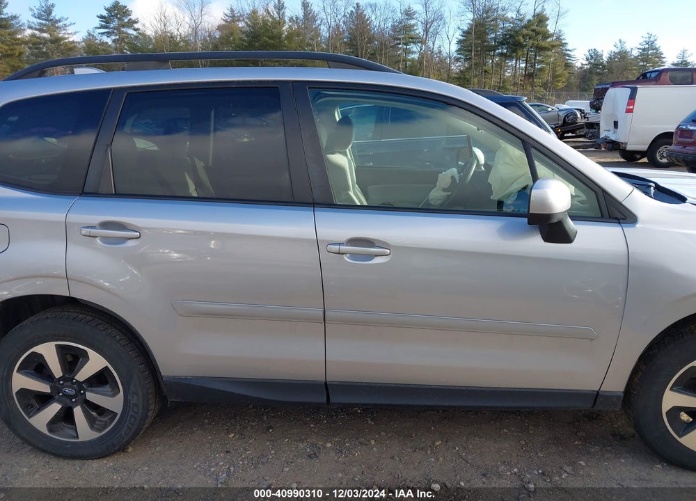 2018 SUBARU FORESTER 2.5I PREMIUM VIN: JF2SJAGC3JH606943