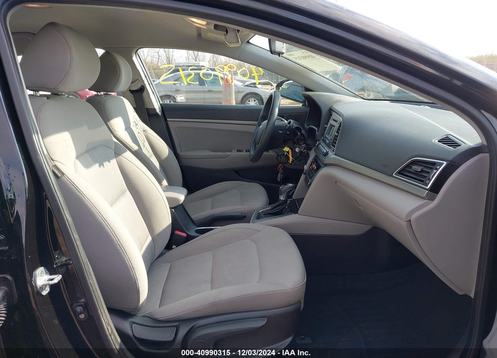 2017 HYUNDAI ELANTRA SE VIN: KMHD74LFXHU412754