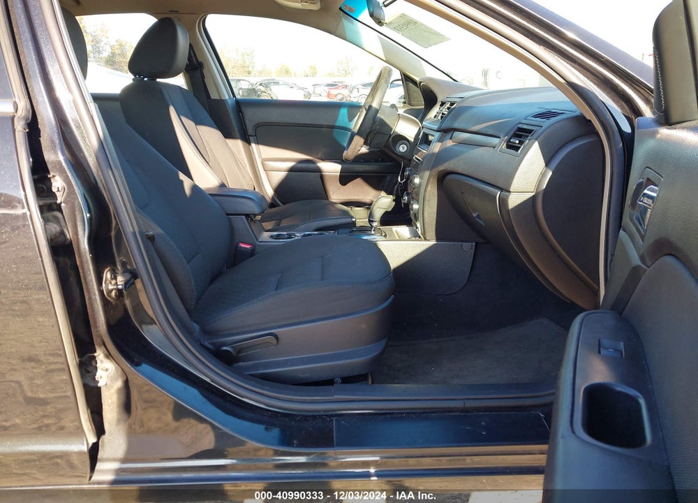 2010 FORD FUSION SE VIN: 3FAHP0HG1AR341429
