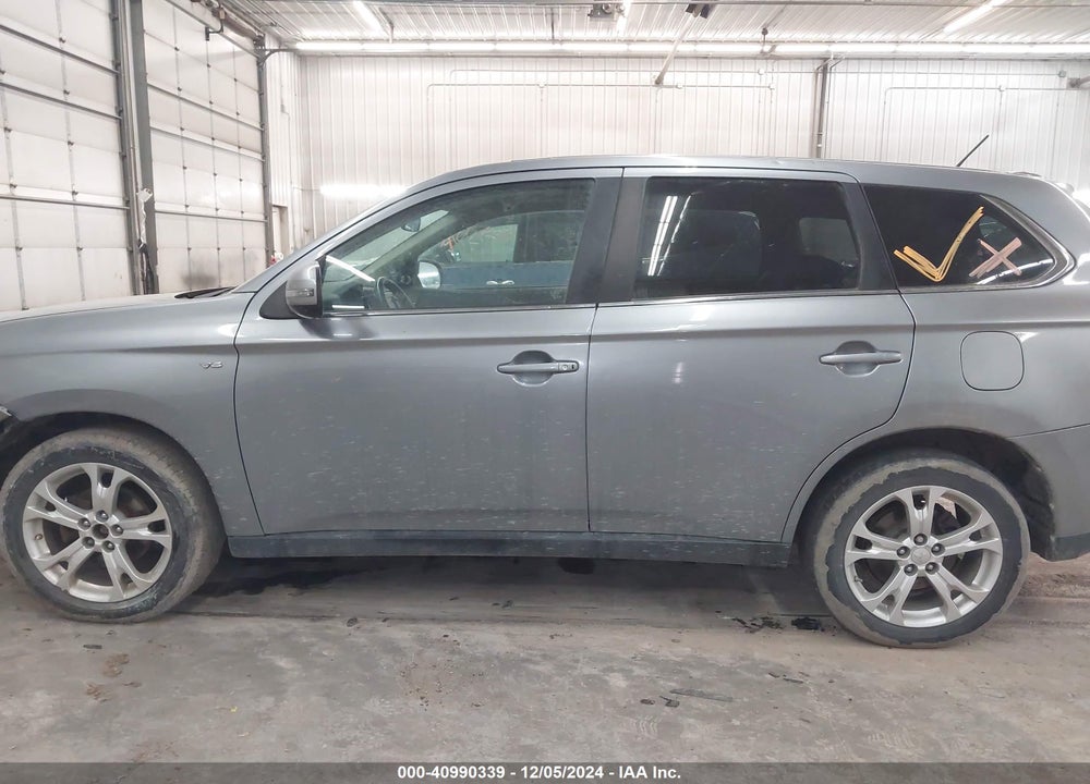 2014 MITSUBISHI OUTLANDER GT VIN: JA4JZ4AX2EZ000124