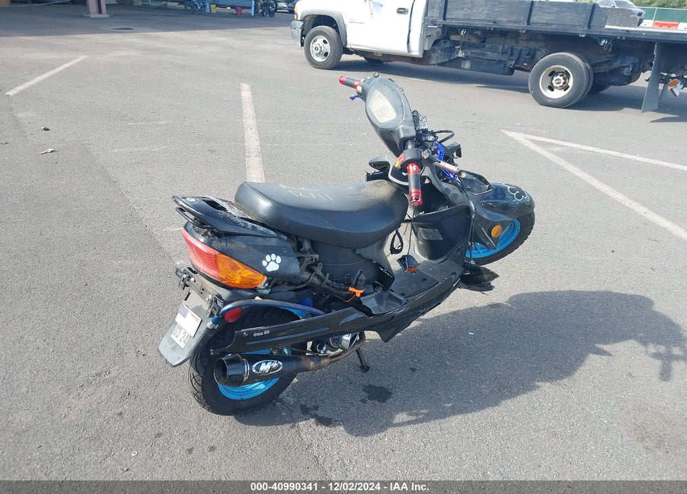 2022 TAIZHOU ZHOUGNENG ZN50QT VIN: L5YACAPY4N1162754
