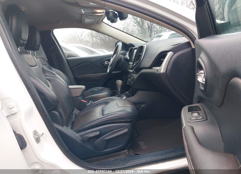 2016 JEEP CHEROKEE VIN: 1C4PJMDB3GW368873