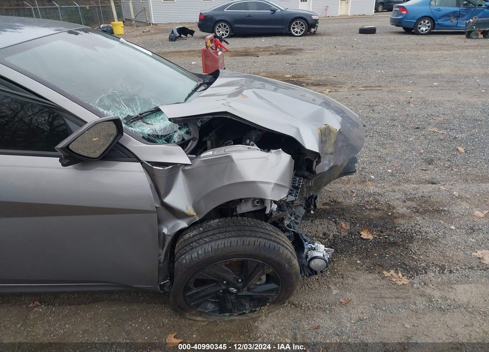 2023 HYUNDAI ELANTRA SEL VIN: KMHLM4AG2PU380056
