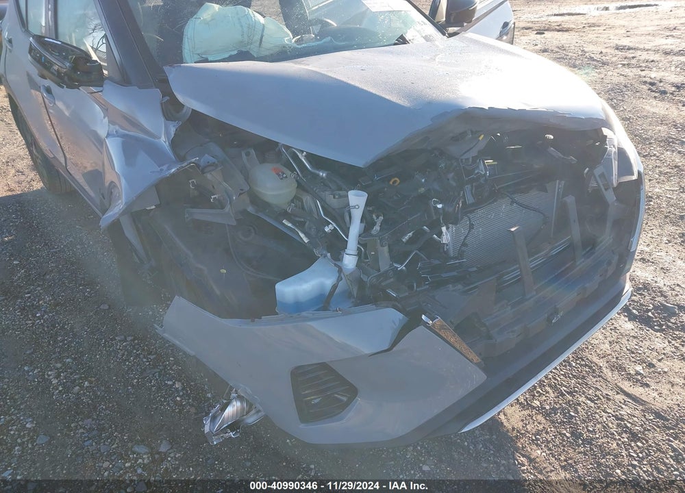 2021 NISSAN KICKS SR XTRONIC CVT VIN: 3N1CP5DV1ML563596