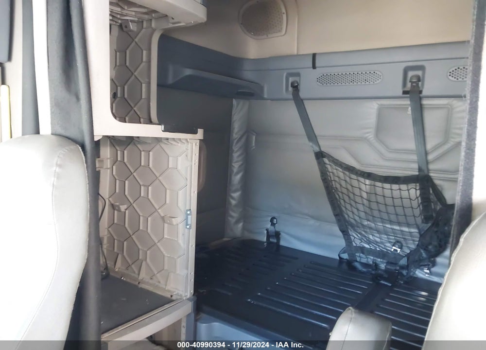 2013 FREIGHTLINER CASCADIA 125 VIN: 3AKJGLDR8DSBZ6820