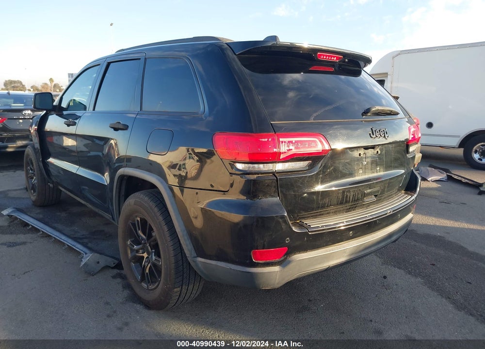 2017 JEEP GRAND CHEROKEE LIMITED 4X2 VIN: 1C4RJEBG5HC765680
